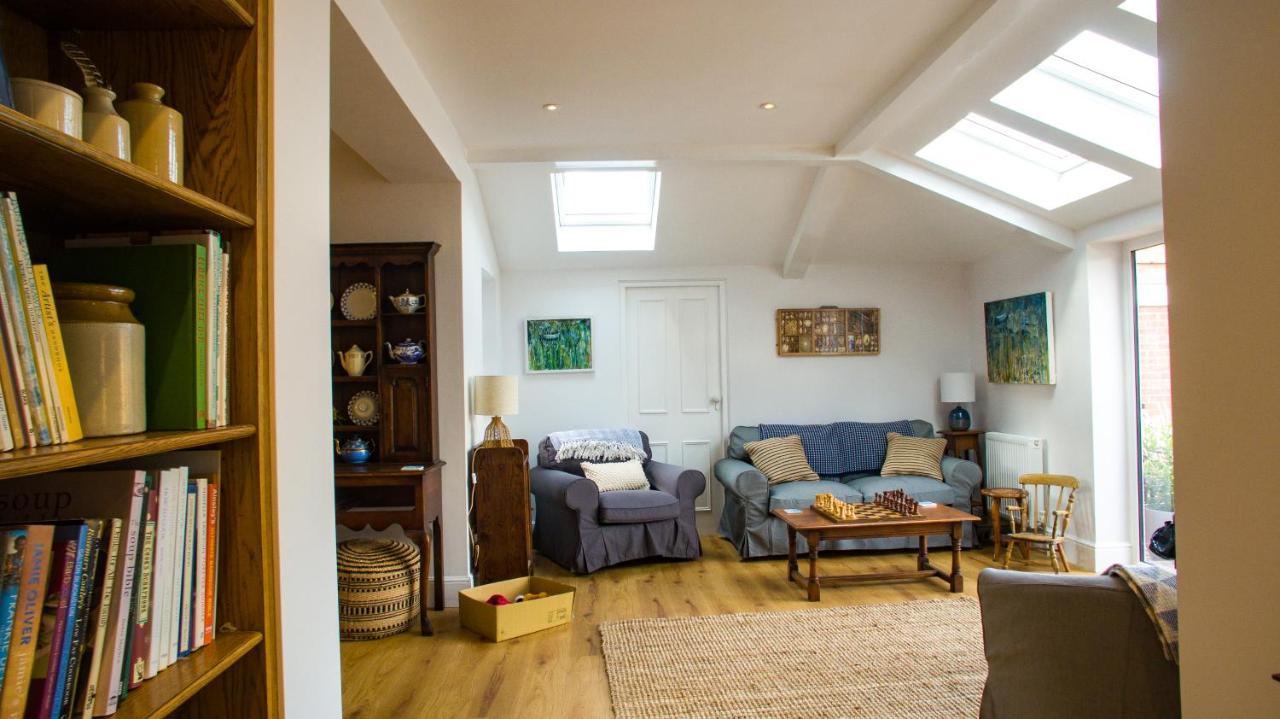 The Haven Villa Шерингам Екстериор снимка